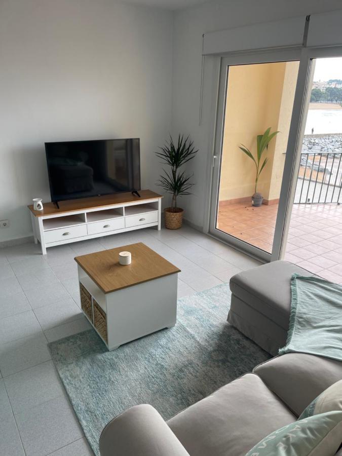Apartament Aquamarine Sant Feliu En La Playa Con Patio Sant Feliu de Guíxols Zewnętrze zdjęcie